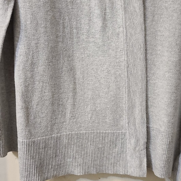 Soft Grey Gap Factory Cardigan - Picture 4 of 7